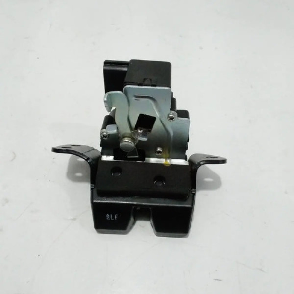 Fechadura Porta Malas Hyundai 130 2012 41380