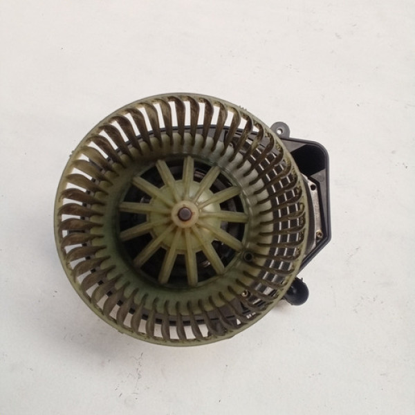 Eletro Ventilador Da Caixa Evaporadora Passat 2001