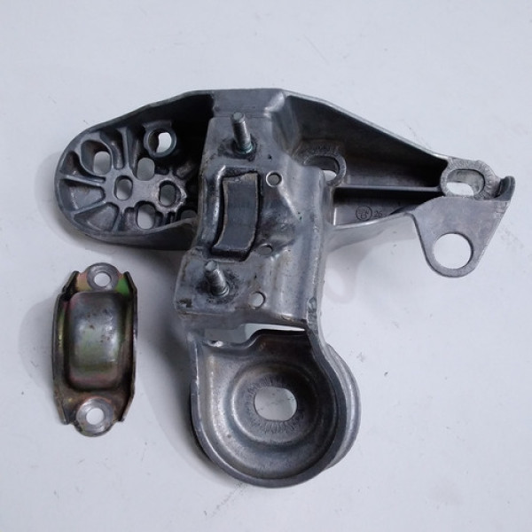 Suporte Do Coxim Do Motor Lado Esq Passat 2001