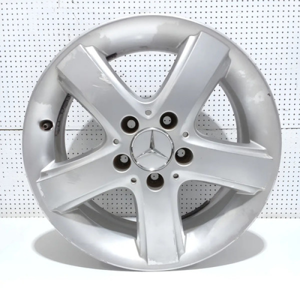 Roda Traseira Direita B200 2.0 2006 Prateado