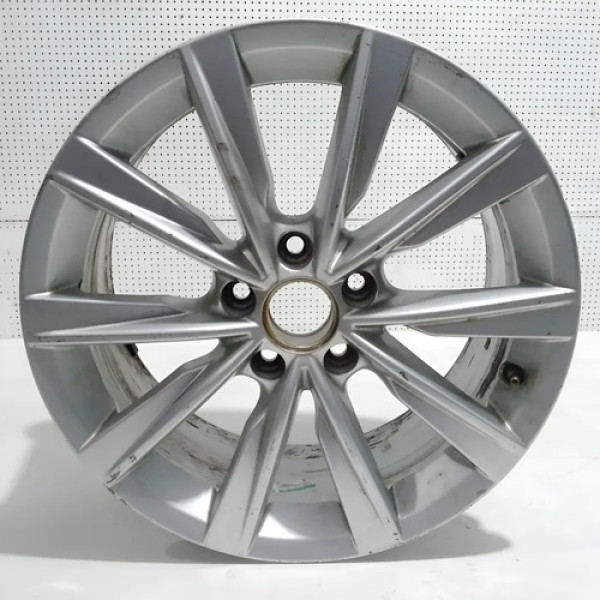 Roda Traseira Direita Aro 17 Passat 2012 Cod 42806 Cinza
