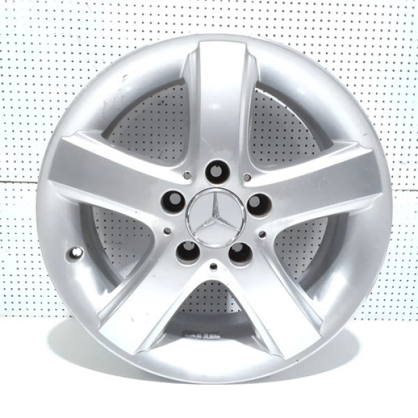 Roda Traseira Esquerda B200 2.0 2006 Prateado