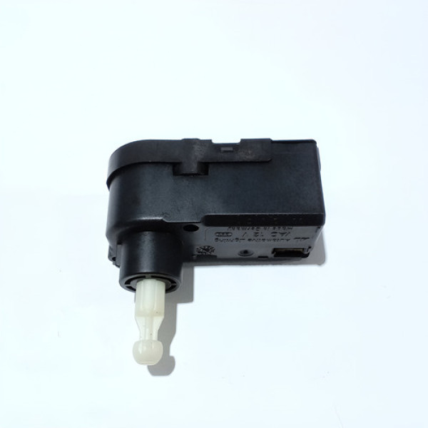 Motor Interno Do Farol Esquerdo C180 2011 Esquerdo