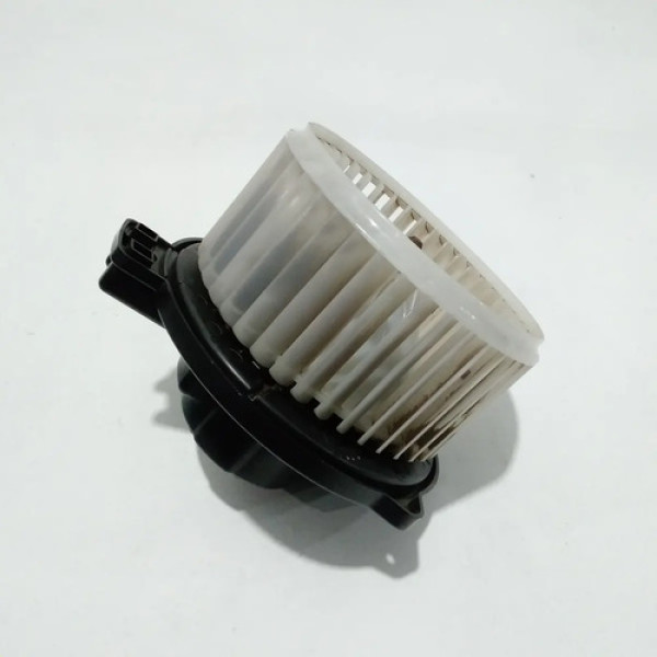 Eletroventilador Traseiro Kia G.carnival 2009 Sku 58134