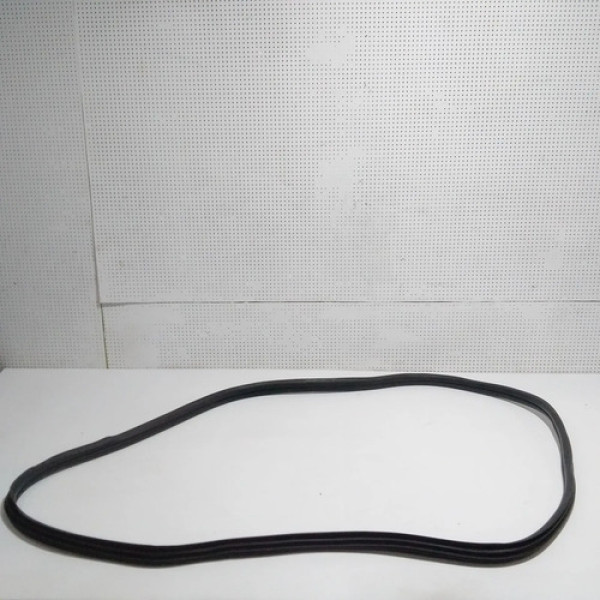 Borracha Interna Da Carroceria Traseira Direita Sku 63853