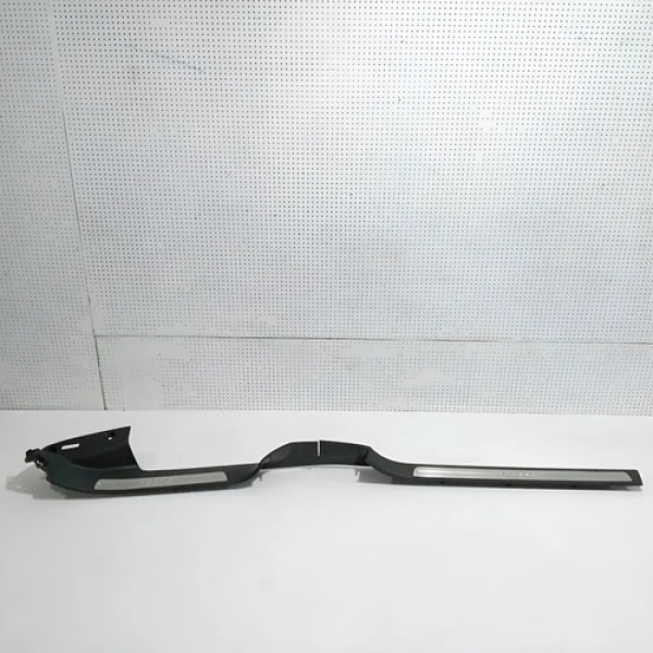 Soleira Interna Lado Direito Passat 2.0 Tsi 2012 Sku 60739 Preto