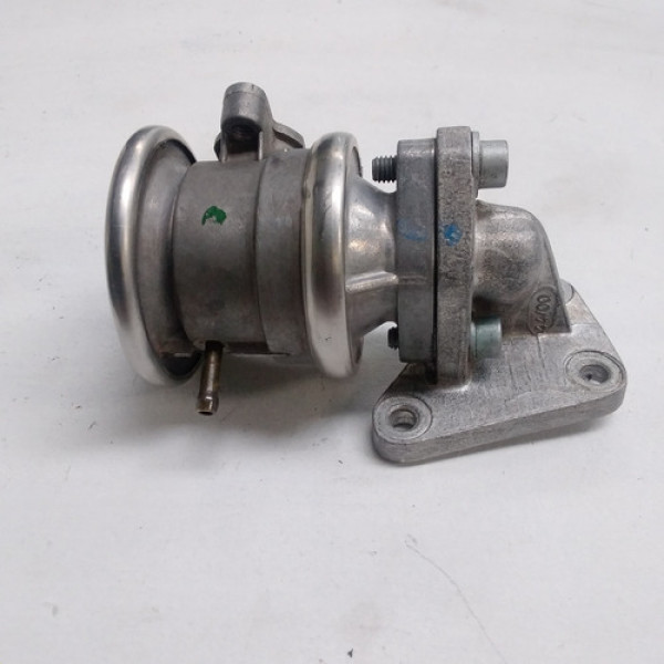 Válvula Egr Esquerda Passat 2.8 V6 Variant 2001