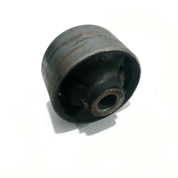 Bucha Da Bandeja Tras Dir Kia Cerato 2.0 2017 Sku 48412