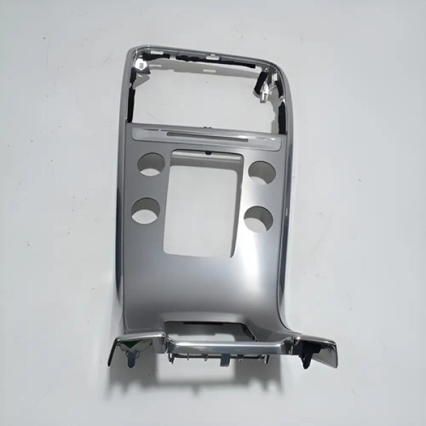 Moldura Central Do Controle Do Rádio Xc60 2017 Sku 65880