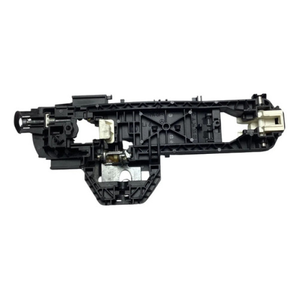 Suporte Da Maçaneta Dian Esq Mercedes C180 Kompressor 2011 Preto Dianteira