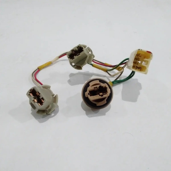 Circuito Da Lanterna Tras/esq Toyota Fielder 2006 Cod 55956
