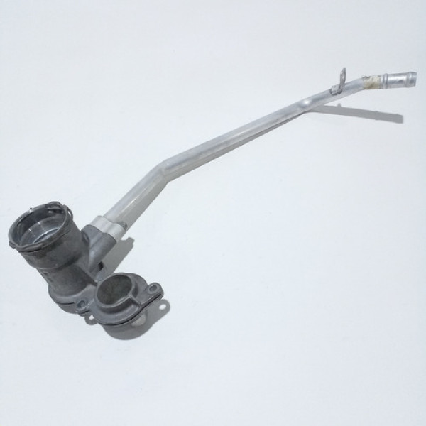 Tubo De Conexão Do Motor C180 Kompressor 2011