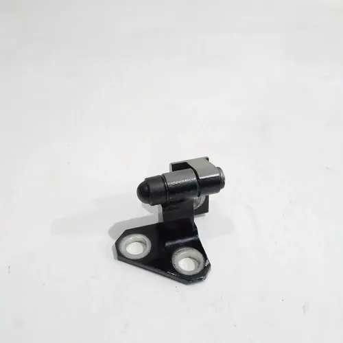 Dobradiça Superior Porta Traseira Direita Passat 2012