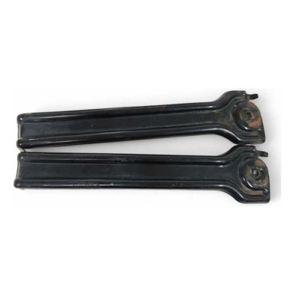 Suporte Para-choque Toyota Hilux 2010 A 2015