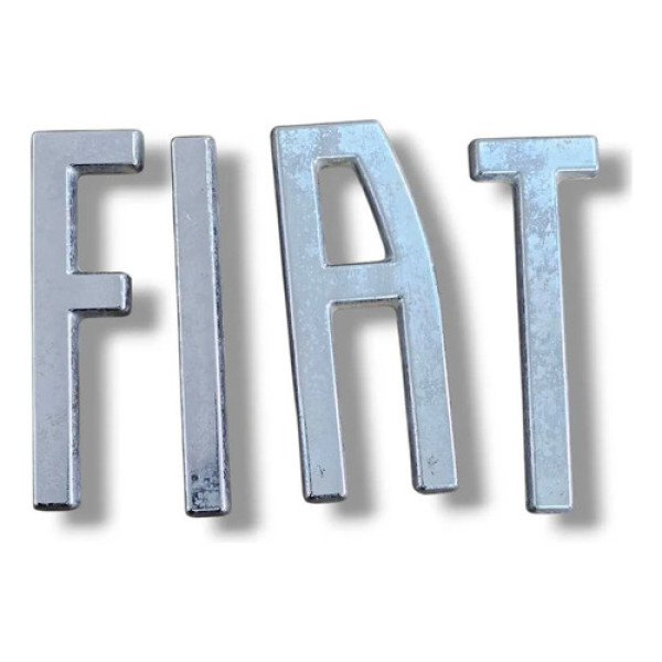 Emblema Porta Traseira Fiat Strada 2021 A 2024 Prateado