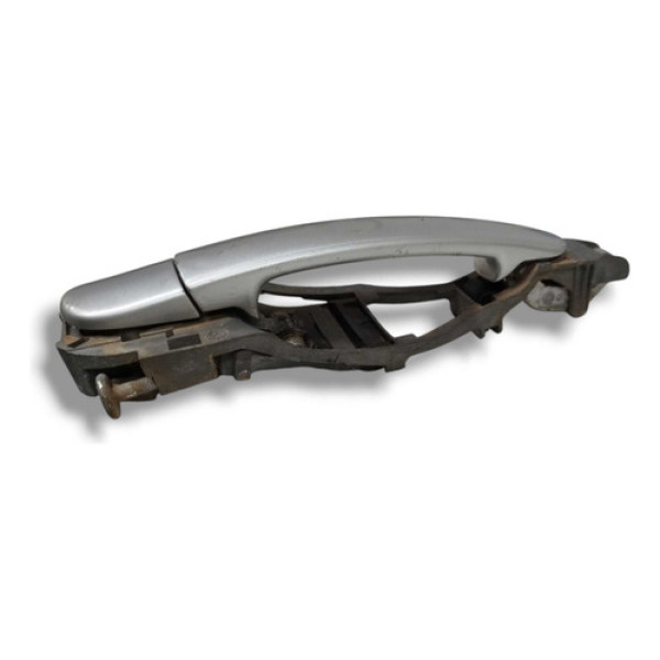 Maçaneta Externa Dianteiro Direi Volkswagen Polo 1999 A 2007 Prateado Dianteira