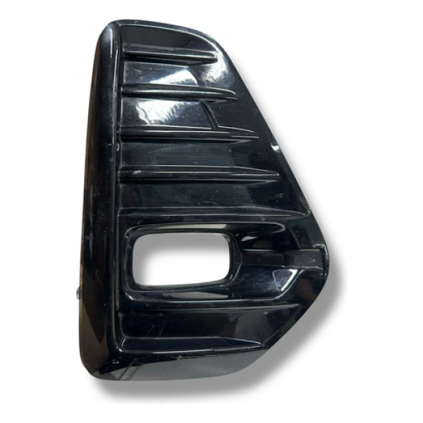 Moldura Farol De Milha Direito Nissan Kicks 2023 Preto Direito