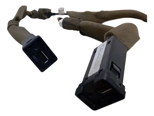 Porta Usb Auxiliar Mitsubishi L200 Triton 2017