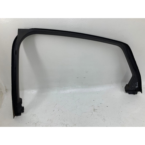 Acabamento Moldura Arco Porta Traseira Esquerda Fusion 2013 Preto