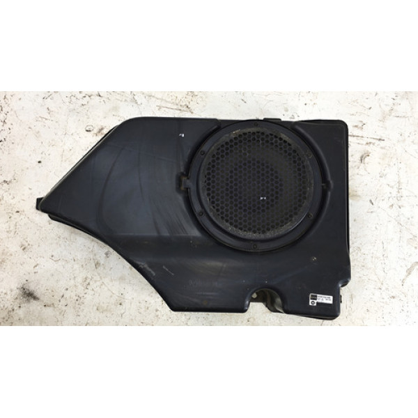 Subwoofer Jeep Cherokee Limited 3.7 V6 2012 Preto
