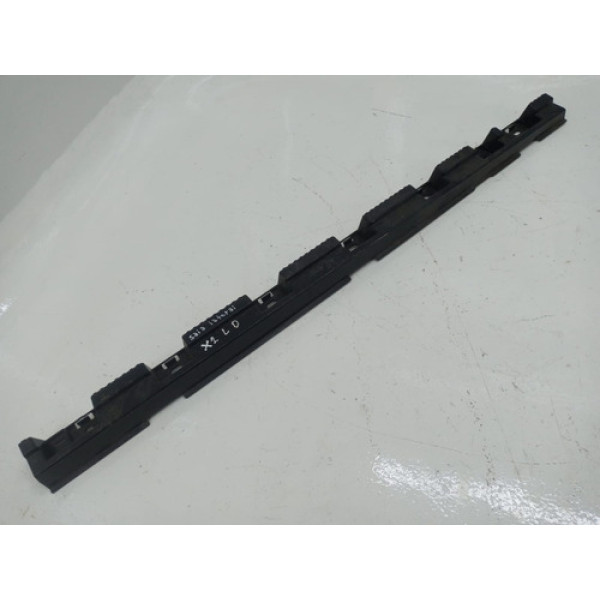 Guia Suporte Saia Lateral Direita Dianteira Bmw X1 2013