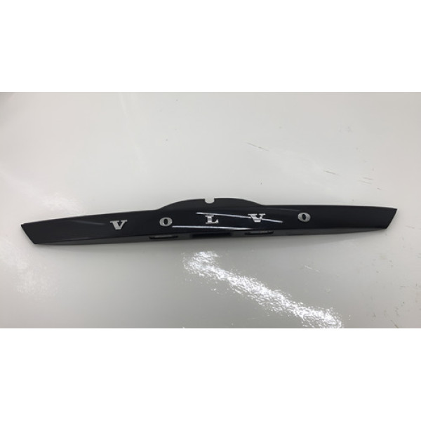 Moldura Tampa Traseira Volvo V60 2016 31440759 2