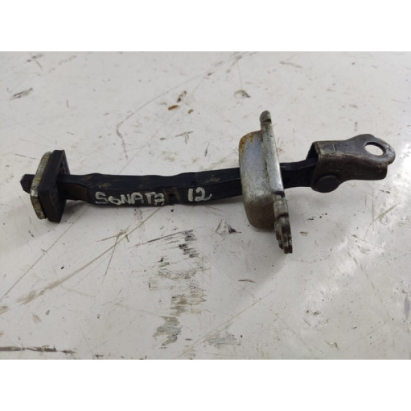 Limitador Traseira Esquerda Hyundai Sonata 2012