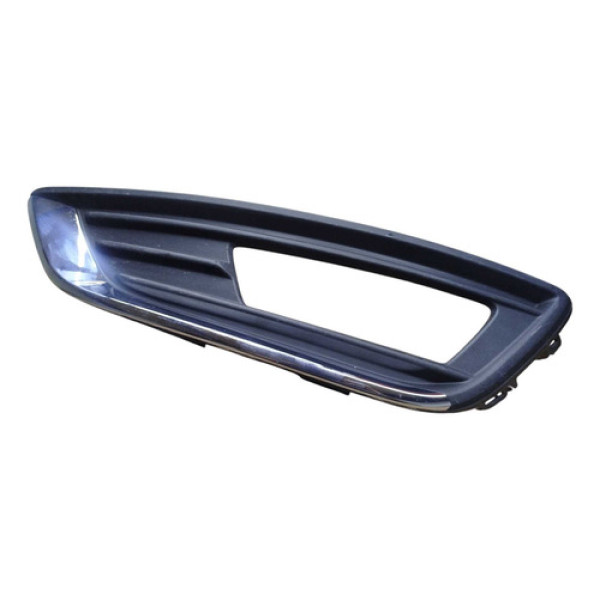 Moldura Farol Milha Esquerdo Focus 2015 2016 2017 2018 2019 Preta Esquerdo