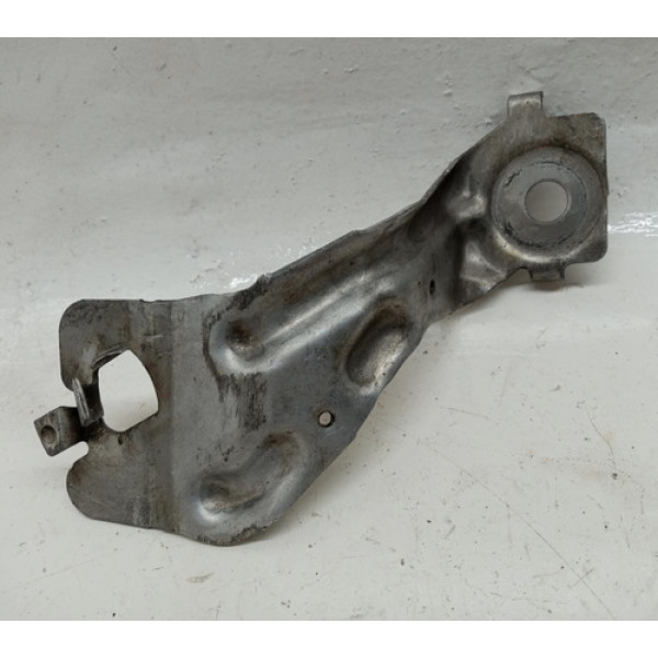 Suporte Compartimento Do Motor Bmw 120i 2012