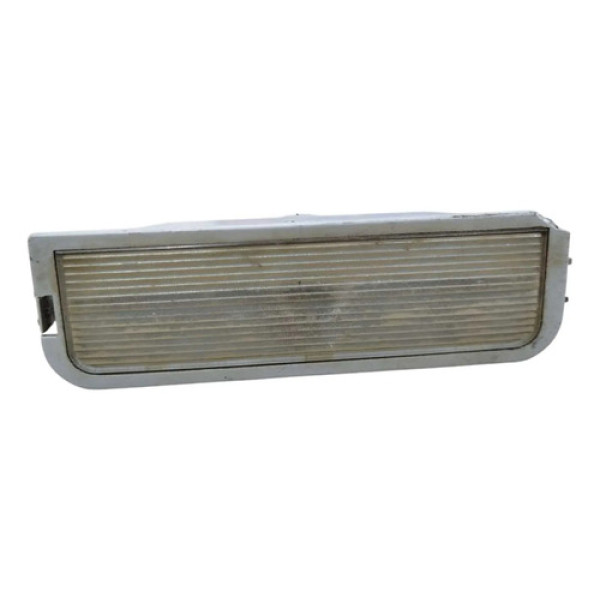 Luz Placa Traseira Volkswagen Gol G4 2001 2002 2003 Detalhe