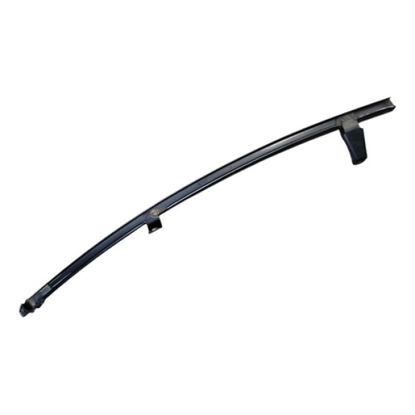 Guia Vidro Traseiro Direito Toyota Corolla Cross 2.0 2022  Preto