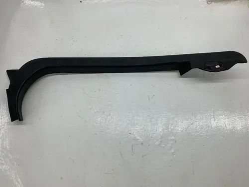 Acabamento Moldura Porta Dianteira Direita Focus Hatch 15