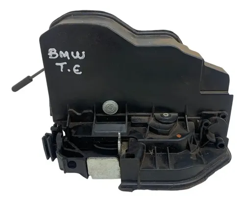 Fechadura  Porta Traseira Esquerda Bmw 320i 2014