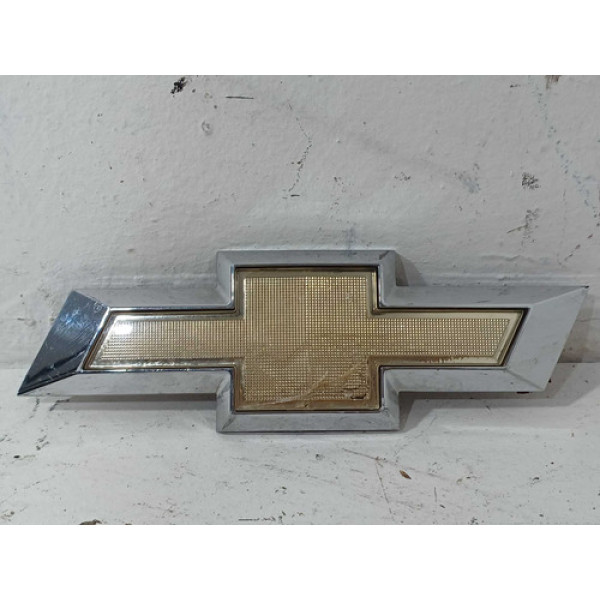 Emblema Grade Dianteira Chevrolet Montana Agile 2016 Orig