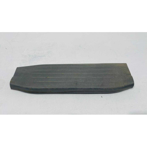  Soleira Traseira Direita Toyota Hilux 2010