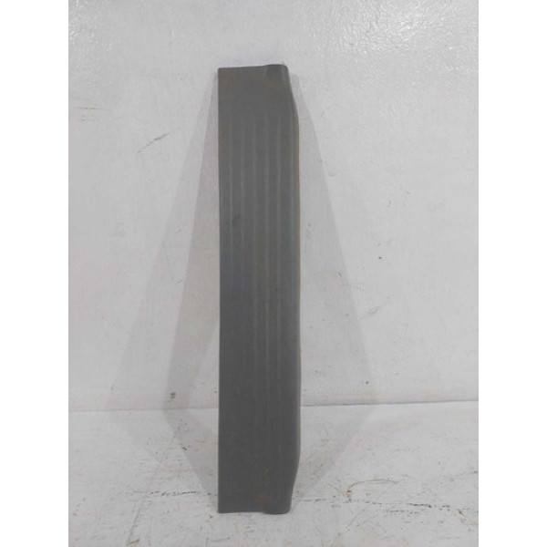 Pisante Soleira Porta Diant. Direita Toyota Hilux 3.0 2010
