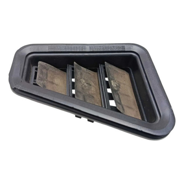 Difusor Grade Direita Saída Ar Carroceria Gol G3 2000 A 05