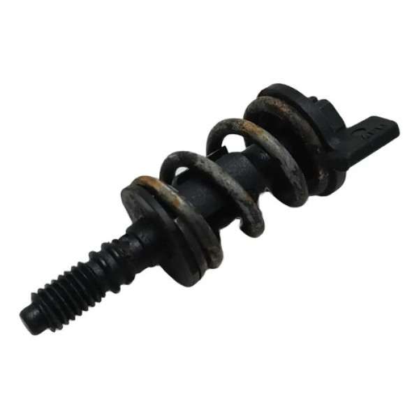 Porca Parafuso Fixação Lanterna Traseira Voyage G6 2013 A 16 Preto