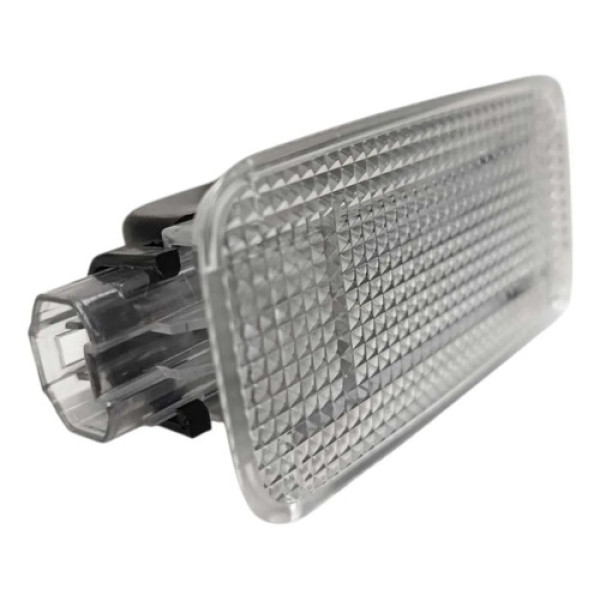Luz Cortesia Porta-mala Yaris 2018 2019 2020 A 2024