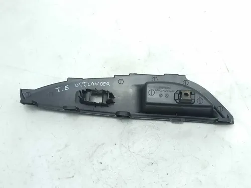 Moldura Botão Vidro Elétrico T.e Outlander 14 À 15 Cx106