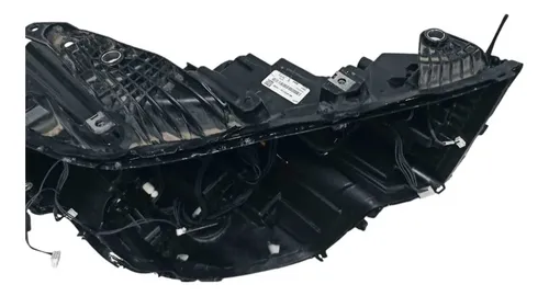 Garra Pezinho Farol Direito Ram 3500 2019 À 2023