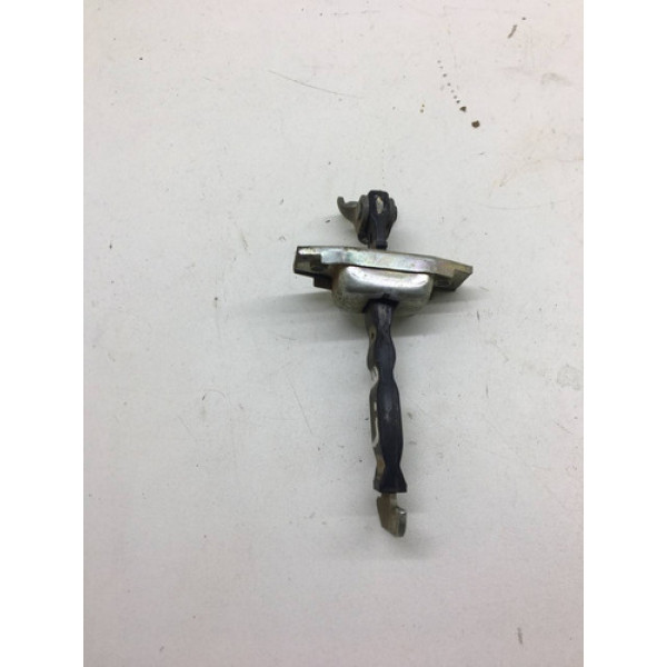 Limitador Porta Traseira Esquerda Toyota Corolla 1.8 2017