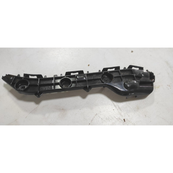 Guia Parachoque Traseiro Direito Toyota 2022/23 Yaris 1.5