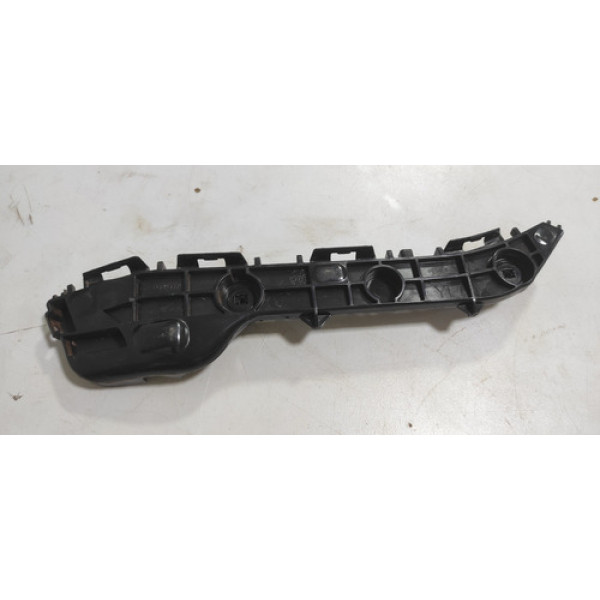 Guia Parachoque Traseiro Esquerdo Toyota Yaris 1.5 2022/23