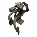 Suporte Pedaleira Freio Embreagem Corsa Classic 2000 2004