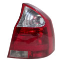 Lanterna Direita Chevrolet Corsa Montana Sedan 2003 A 2012