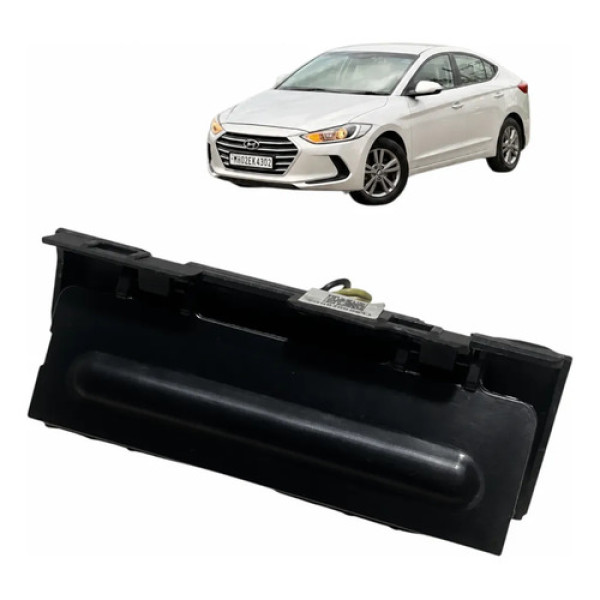 Botão Abertura Mala Hyundai Elantra 2017 95780f2001 Preto Traseira