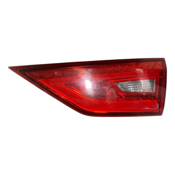 Lanterna Direita Mala Audi A3 2013/2020 8v5945094h C/detalhe Direito/passageiro Vermelho
