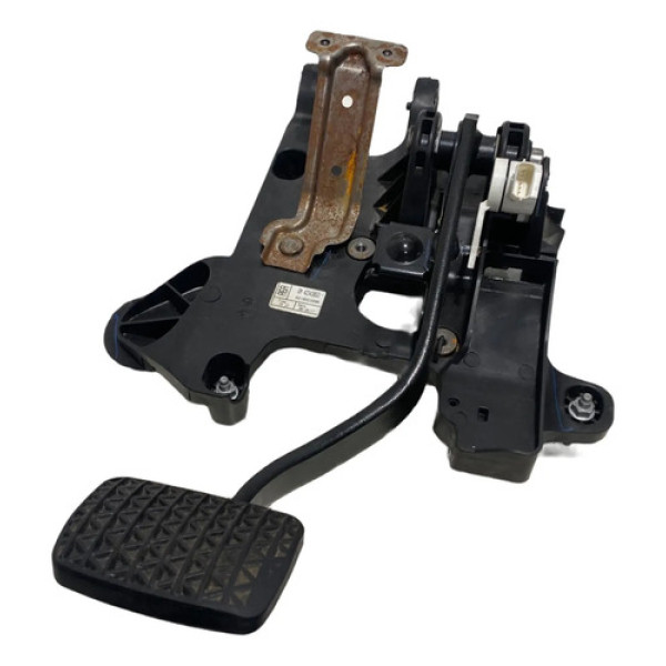 Pedal De Freio Chevrolet Tracker 2018 42343853