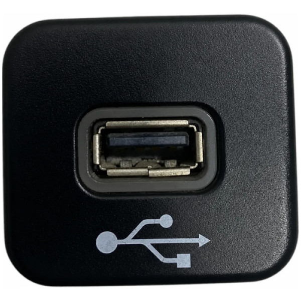 Entrada Usb Jeep Renegade 2018 735600659 Preto